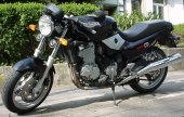 1991 Triumph Trident 750 photo